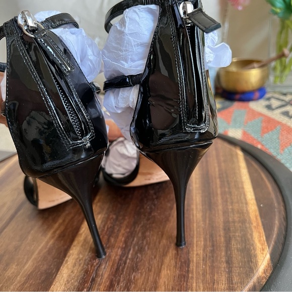 Manolo Blahnik “Cellin” $795 Double T Strap Heels EU38 US8 - Picture 11 of 15